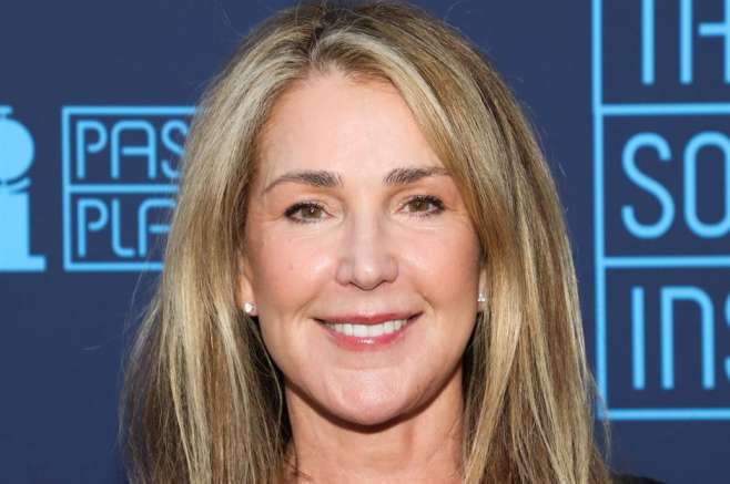 Peri Gilpin Net Worth From Frasier to Financial Success